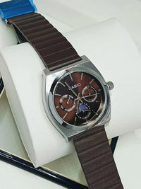 brown-red